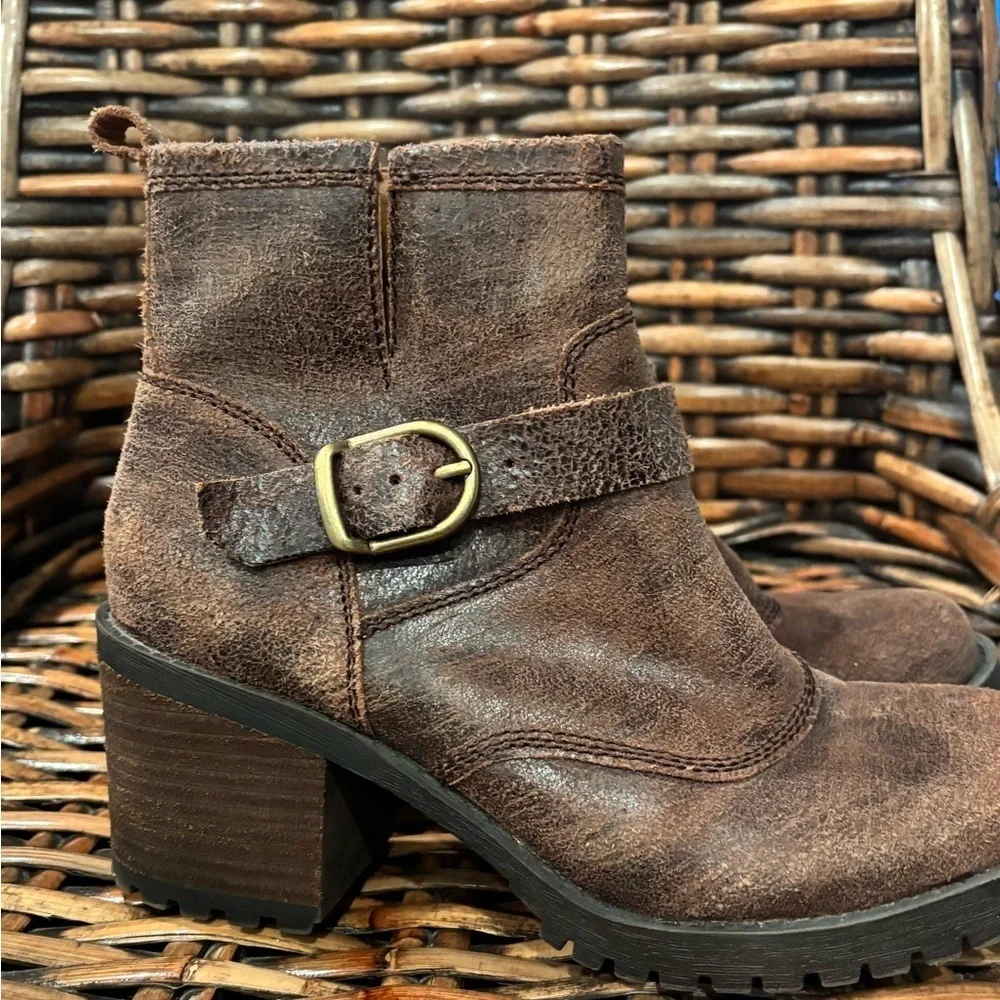 Lucky Brand Dark Brown Ankle Booties with Buckle Block Heel size 7.5